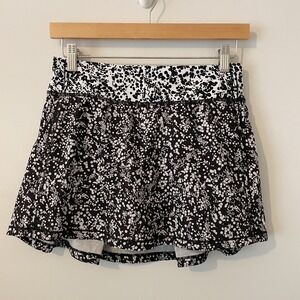 Lululemon‎ 4 Tall Pace Rival Skirt Chikakasu Chirasu Black White 4-Way Stretch